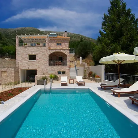 Ariadne Villa